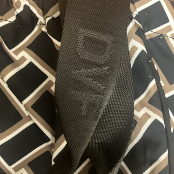 Diane Von Furstenberg x Target Collab Vintage Weave Neutral Tote Bag - Picture 7 of 7